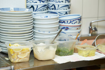 Bowls in the udon shop	
