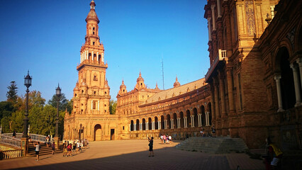 Obraz premium Exploring the Details of Plaza de España in Seville, Spain