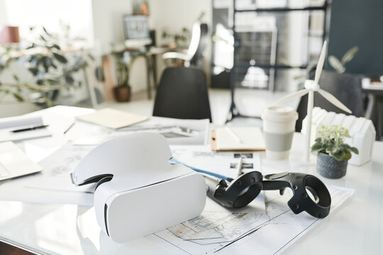Virtual Realty Simulator kept on office table