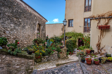 Pesche, Molise. The Ancient Village