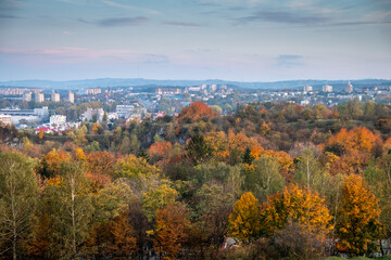 Fototapeta premium Autumn in the park overlooking the city of Krakow in Prague