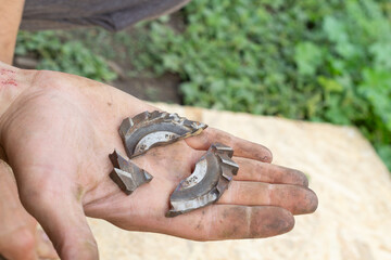 broken milling cutter, milling disc © Олена Грузина