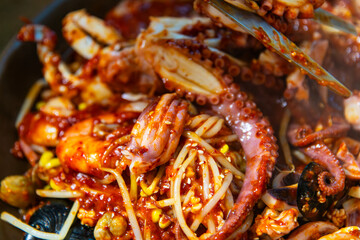 spicy steamed seafood