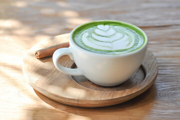 green tea or matcha latte , matcha green tea latte , milk green tea