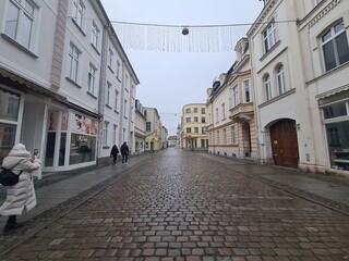 Spaziergang durch die schöne Altstadt von Güstrow, Deutschland