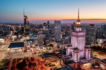 Obraz premium Palace of Science and Culture, Warsaw city center at night