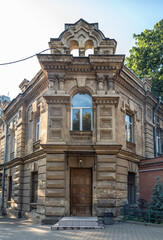Obraz premium Windows and doors as part of the exterior of the streets of old Odessa.