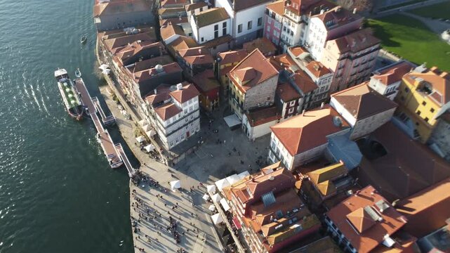 Porto: Encanto da Ribeira com o Rio Douro e Barcos Tradicionais