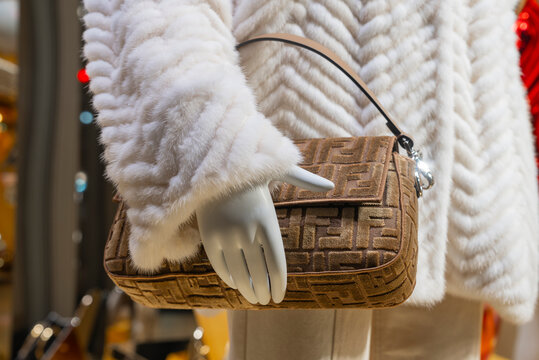 FENDI(フェンディ)のバッグ