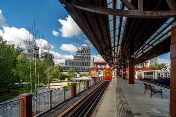 Fototapeta premium An empty train platform at the train station.