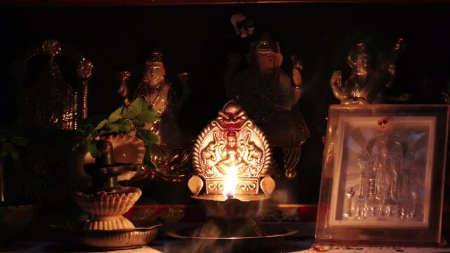 devotional deepam vilakku
