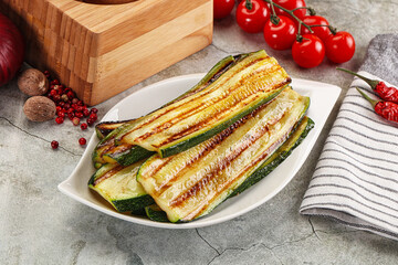 Grilled zucchini with olive oil