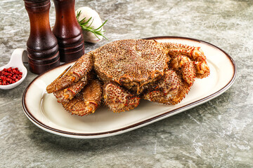 Delicous gurmet Steamed hairy crab