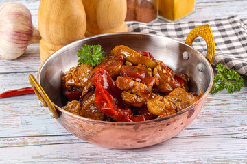 Pork with oyster sauce and vegetables