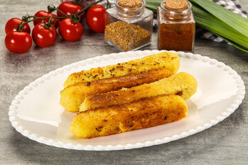 Crispy breaded mozarella cheese sticks