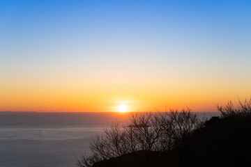 静岡県田方郡函南町　伊豆スカイライン滝知山展望台から見た初日の出(2025/1/1)