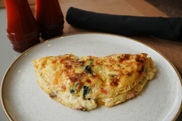 Morning Breakfast, Plain Egg Omelet - モーニング 朝食 オムレツ