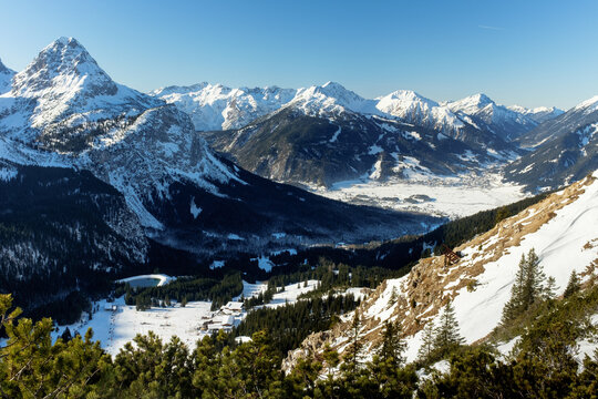 Blick &uuml;ber das Skigebiet Ehrwalder Alm