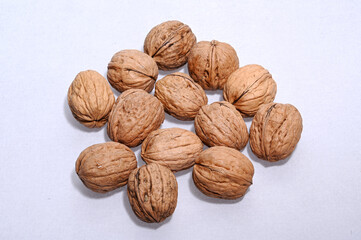 walnuts, shelled walnuts, walnut crackers, walnut kernels
