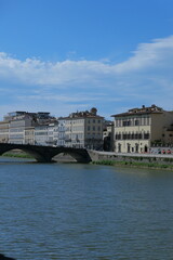 Obraz premium The Daily Life of the Arno River in Florence, Romantic Italy