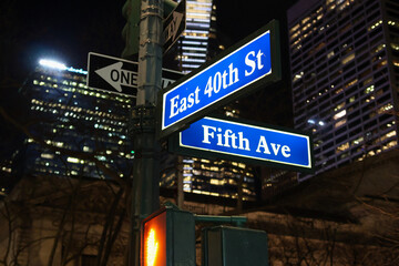NYC, Intersection of E 40th St and 5th Ave