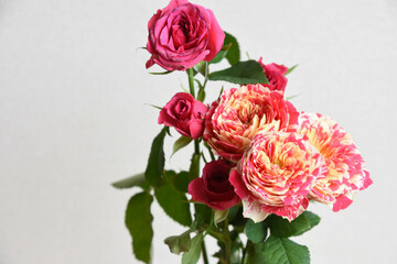 スプレー薔薇の花束