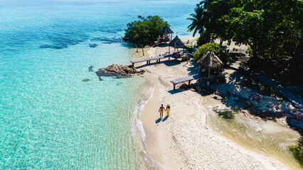 Exploring the pristine beaches of Koh Munnork Island in Rayong, Thailand during a sunny day © Fokke Baarssen
