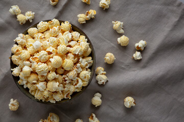 Homemade Kettle Corn Popcorn in a Bowl, top view. Flat lay, overhead, from above.