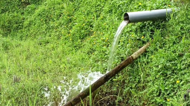 water flows from the paralon pipe
