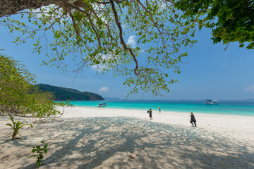 afook island or Dunkin Island is an island in Burma opposite Ranong Province Thailand. It is an island with white sandy beaches and many schools of marine fish, as well as coral reefs