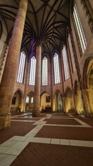 Obraz premium La double nef de l'église du couvent des Jacobins (Toulouse)