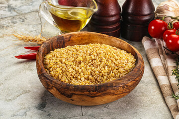 Dry wheat bulgur fow cooking