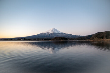 mount Fuji mirror lake sunrise 