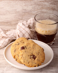 Chocolate bits cookies