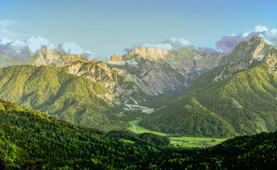 Fototapeta premium overlooking the mountains
