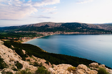 Blick auf Baska von Berg