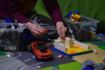 zabawa klockami © Daria