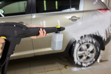 The High Pressure Car Cleaning Tool is used for efficient car cleaning and maintenance