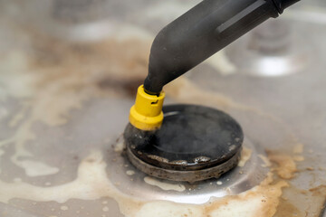 quickly remove tough frozen grease and grime from the surface of a built-in hob, gas hob, cooktop...