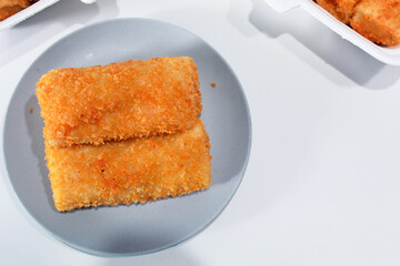 Risoles or risoles, is a traditional Indonesian snack. It contains mayonnaise mixed with eggs, sausage, vegetables and sometimes minced chicken, sprinkled with breadcrumbs and fried.
