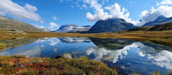 Fototapeta premium Mountain Lake Reflection in Norway