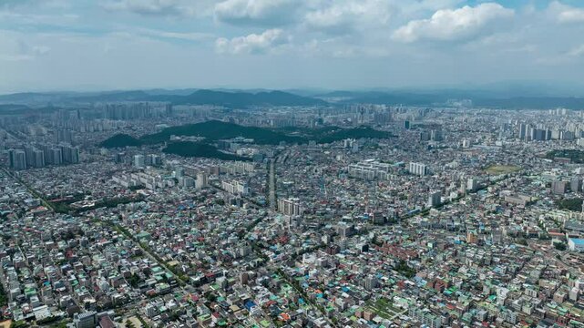 Beautiful Hyperlapse of Downtown Daegu, South Korea