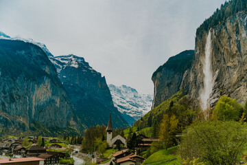 Naklejka premium górska dolina Lauterbrunnen