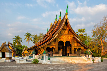 Fototapeta premium Wat Xieng Thong, Buddhist temple in Luang Prabang World Heritage