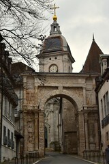 L’arc de triomphe Romain appelé « la Porte Noire » à Besançon 