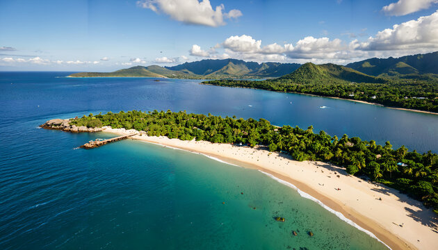 Plage de Paradis avec Vue sur les Montagnes