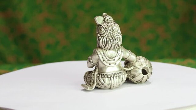Laddoo Gopal Krishna Solid Idol. Thakur Ji Kanha ji or Krishna ji. 925 Silver Indian Deity Idol High Detail Finish for Pooja and Home Decor. Hindu Religions. God Idol. Little Baby Krishna.