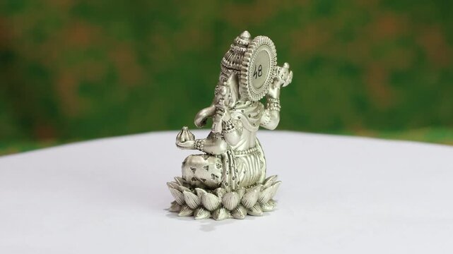 Lord Ganesha the remover of obstacles. Ganpati Bappa. 925 Silver Indian Deity Idol High Detail Finish for Pooja and Home Decor. Hindu Religions. Elephant God of Hinduism. Ganesh ji
