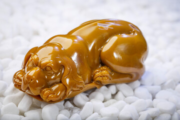 Jade and agate crafts beautifully carved using traditional techniques