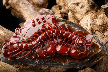 Jade and agate crafts beautifully carved using traditional techniques